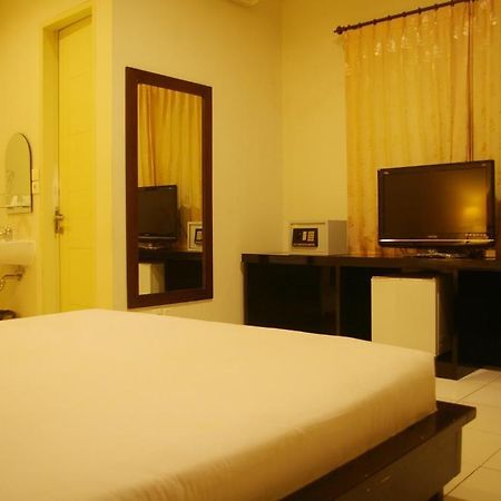 The Orchid Hotel Ambon Oda fotoğraf